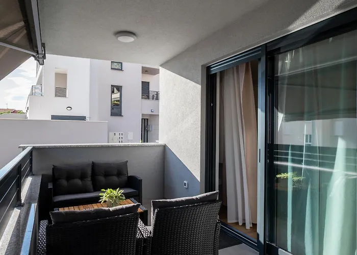 Deluxe Vucko Apartament Makarska