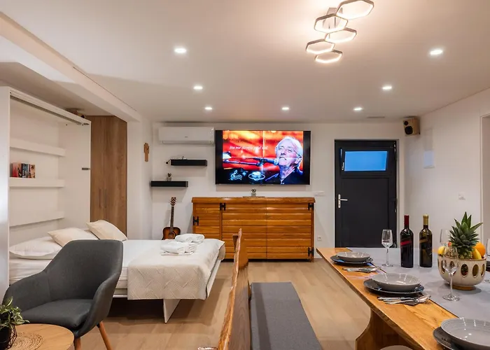 Deluxe Vucko Apartament *