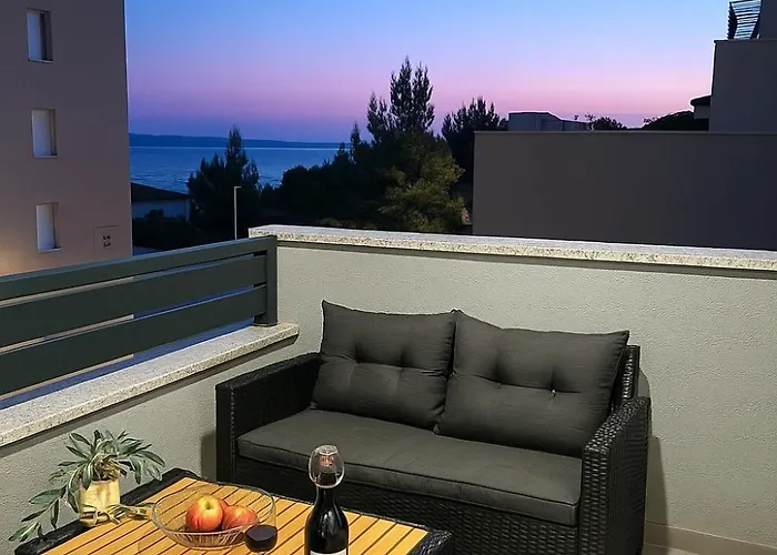 Deluxe Vucko Makarska