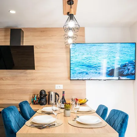 Apartment Deluxe Vucko