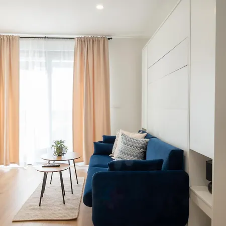 Deluxe Vucko * Makarska